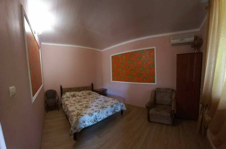 Семейный 2-х комн. люкс в отдельном коттедже 1К