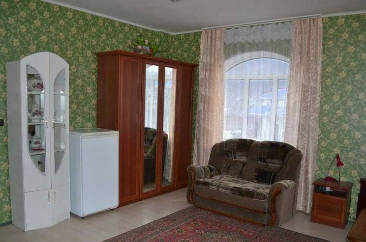 «Полулюкс» № 7, двухместный. Красный дом