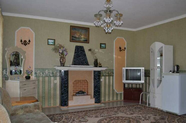 «Полулюкс» № 9, двухместный. «Красный дом»