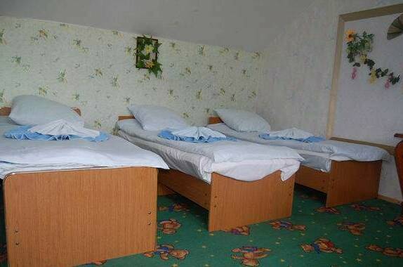 Эконом № 14а, трехместный. Корпус Желтый дом