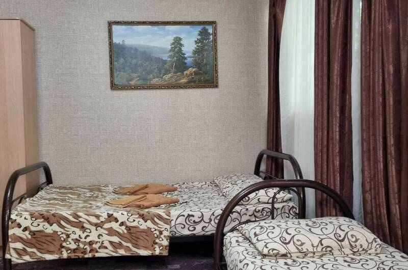 Трехместный с удобствами без балкона