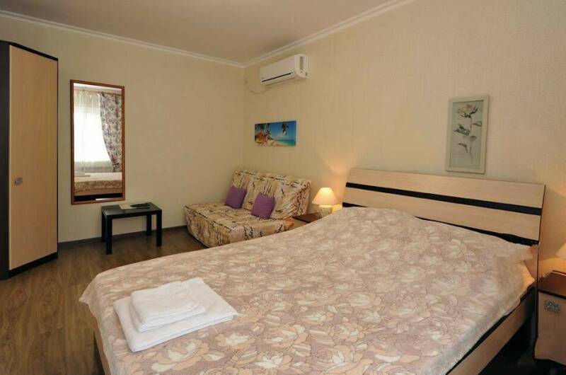 Домик с кухней