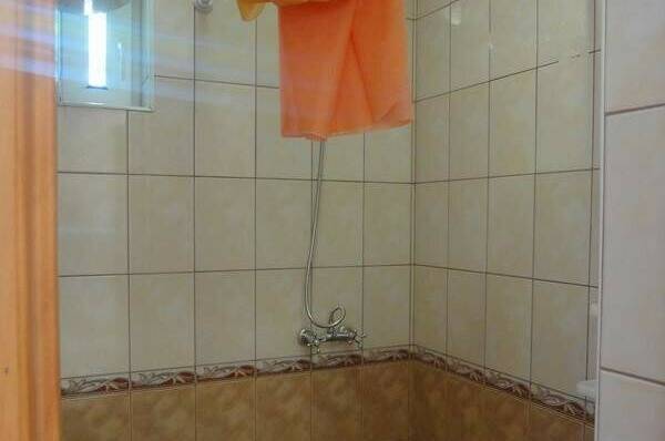 Домик под ключ с кухней и отдельной беседкой