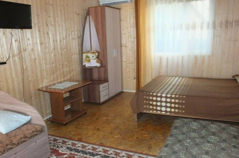 Четырехместный номер на первом этаже