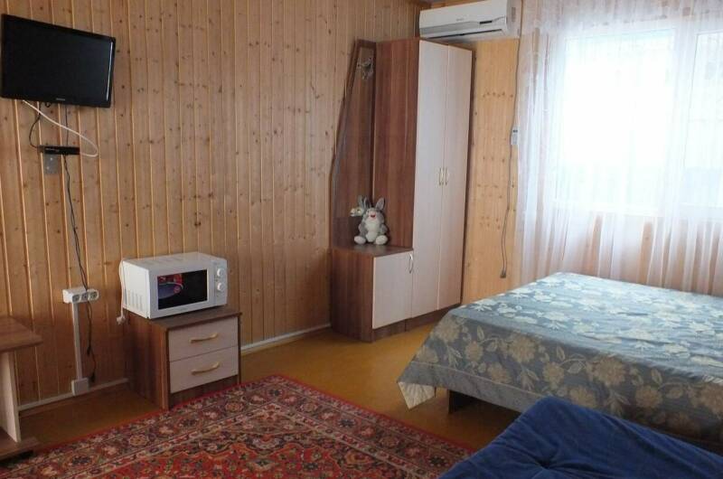 Четырехместный номер на первом этаже