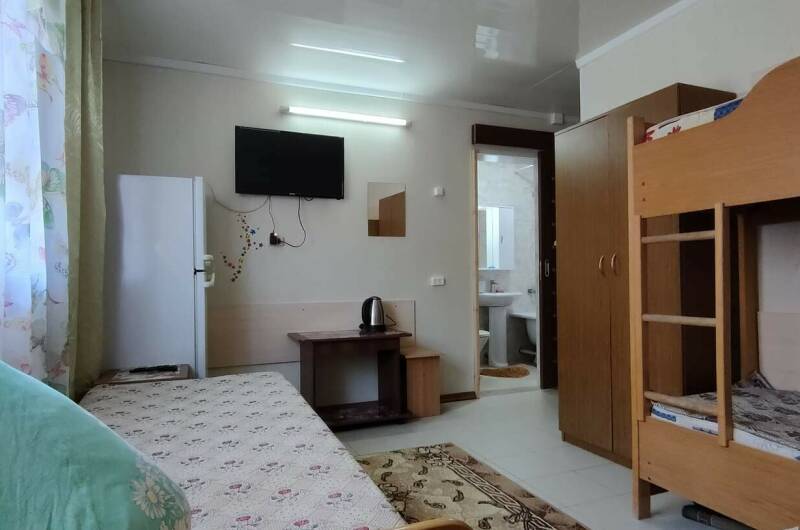 Четырехместный номер с удобствами