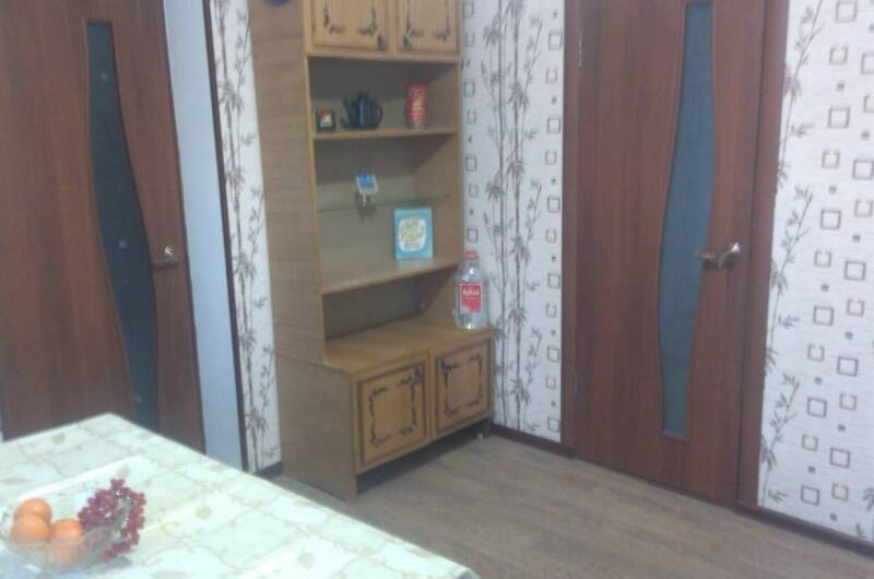 Отдельный дом на первой линии Шевченко 8