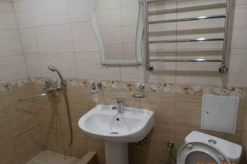 2-х ком. Студия на 1 эт. с кухней 4−5 чел