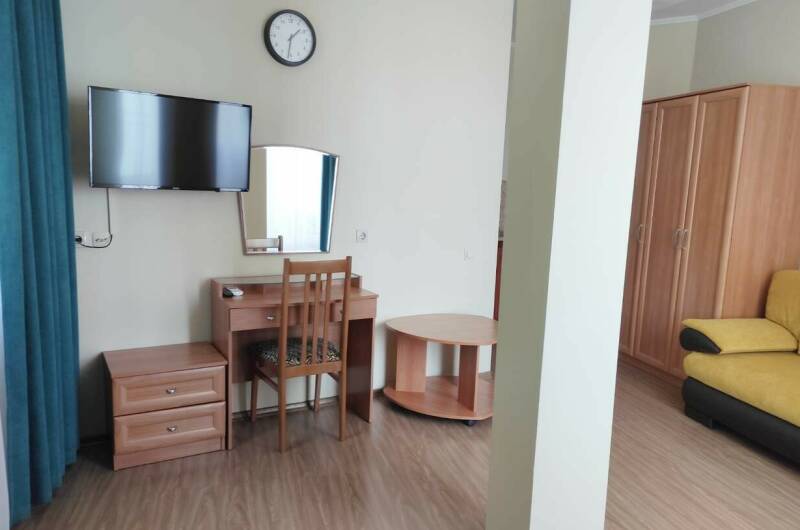 № 7 Студия (вид на море)