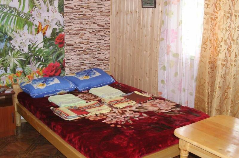 Трехместный домик с миникухней