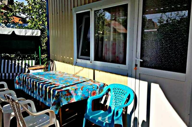 Пятиместный домик