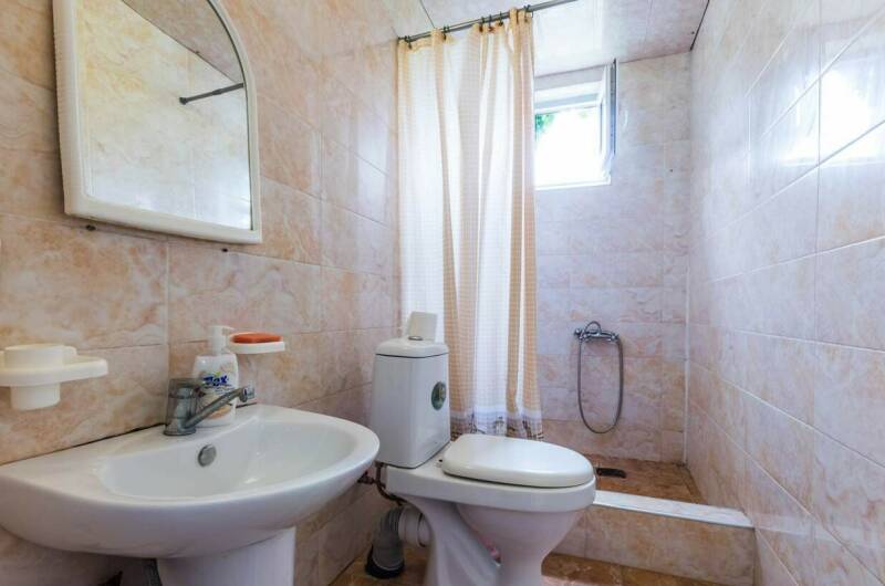 Двухместный номер с удобствами (цена за номер)