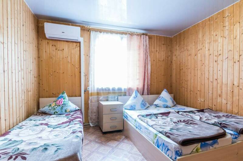 Трехместный номер с удобствами (цена за номер)