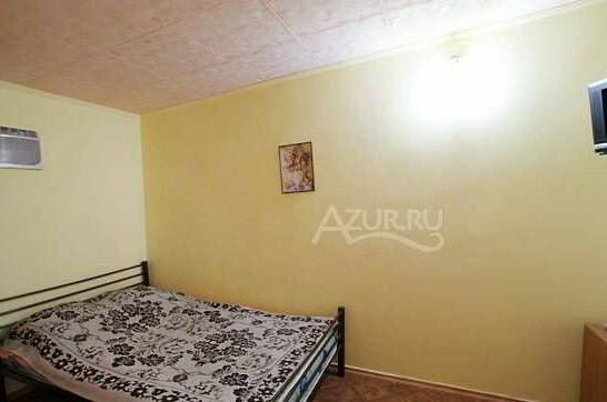 Двухкомнатный семейный номер (на 4−5 человек)