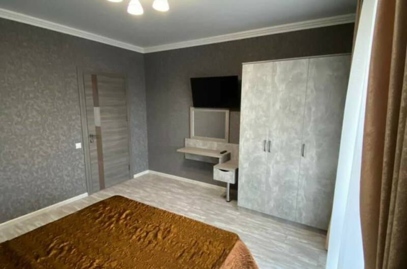 Однокомнатный номер с большой кухней-гостиной № 9