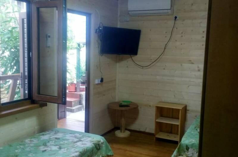 4 местный домик