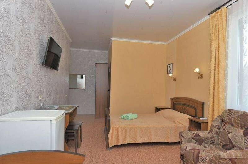 «Люкс» с балконом