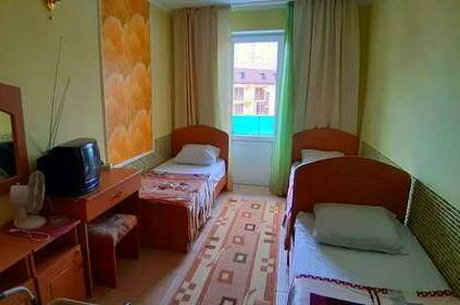 Четырехместный двухкомнатный номер 3 этаж