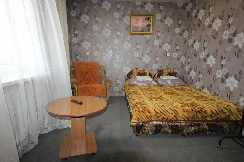 «Эконом» 2-х местный в доме