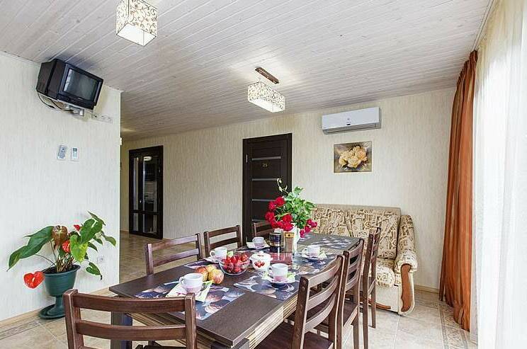 6-мест. 2 этаж с видом на море (2 спальных, кухня)