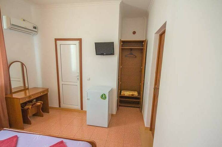 Трехместный номер с удобствами