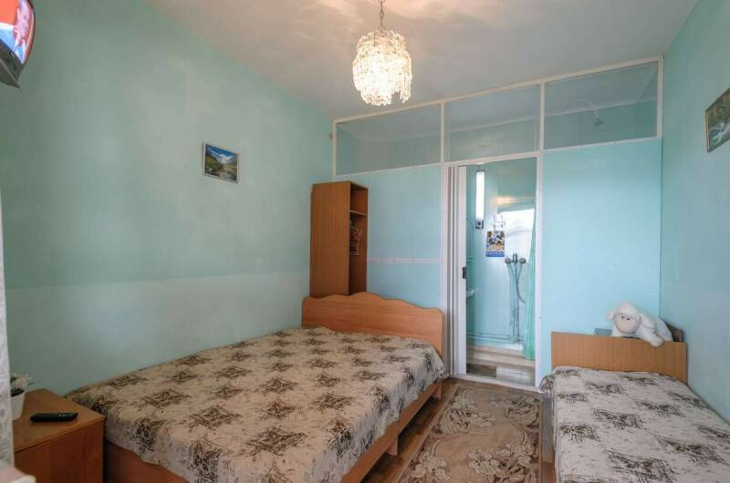 3-х местный (1 и 2 этажи, мансарда)