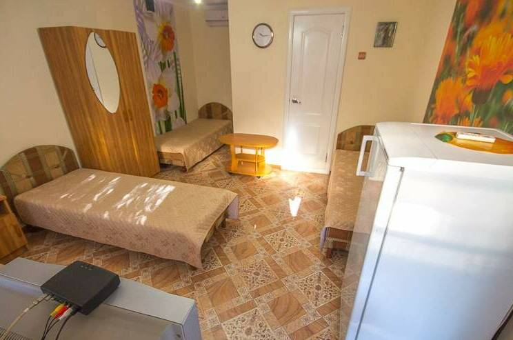 Четырехместный номер с удобствами 