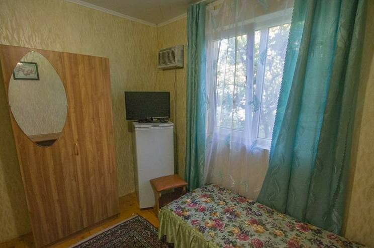 Двухкомнатный номер с удобствами 