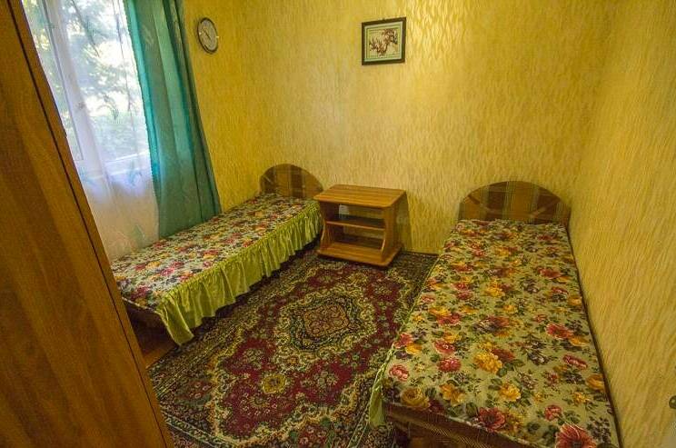 Двухкомнатный номер с удобствами 