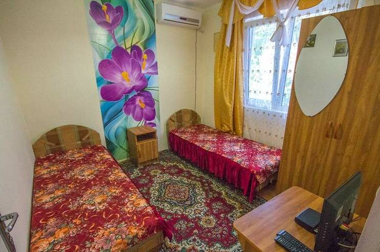 Двухкомнатный номер с удобствами 