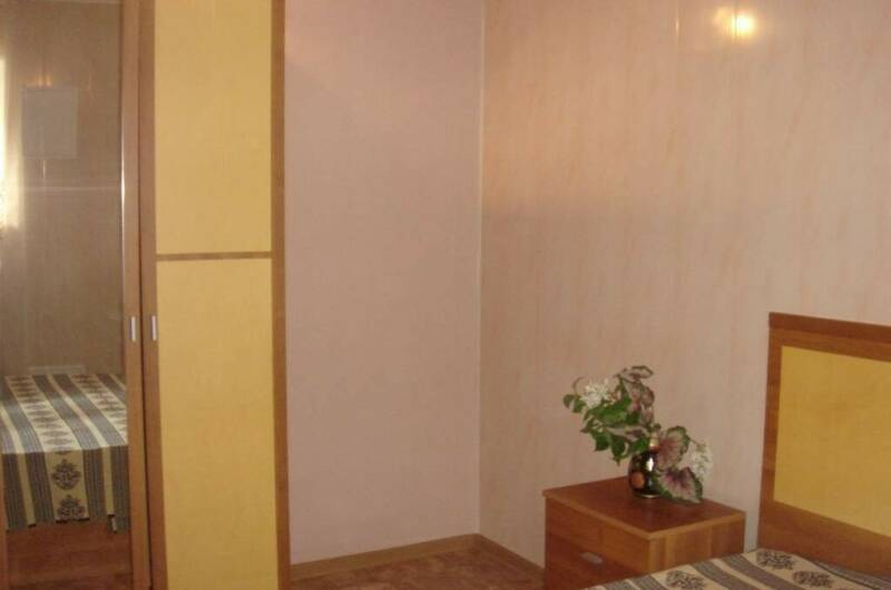 Цокольный этаж семейный номер