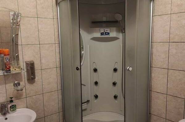 Двухкомнатный с кухней