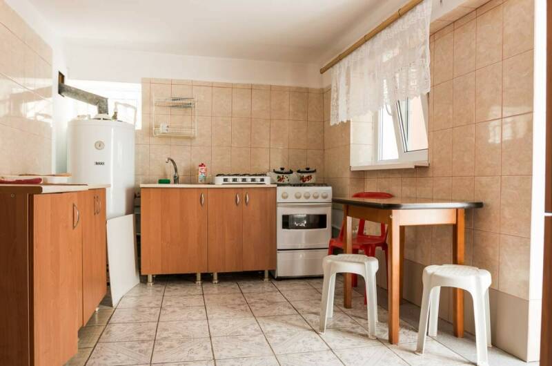 Эконом четырех местный