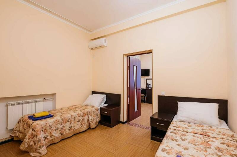 Двухкомнатный 4 мест. без балкона