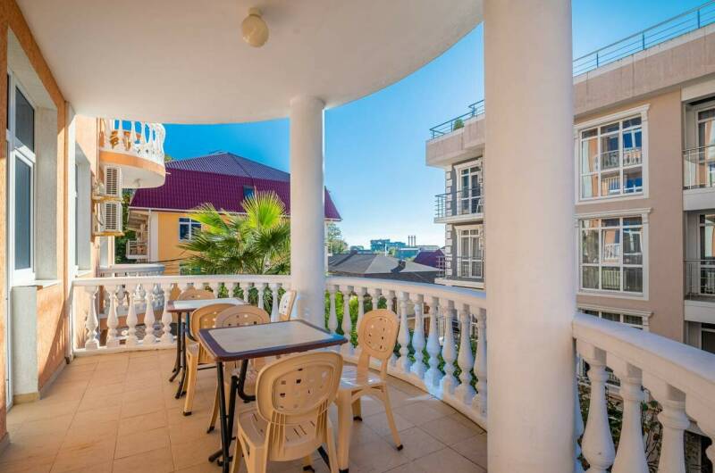 3-х местный однокомнатный с балконом