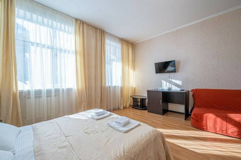 3-х местный однокомнатный с балконом