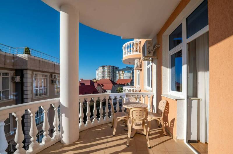 3-мест. двухкомнатный с балконом