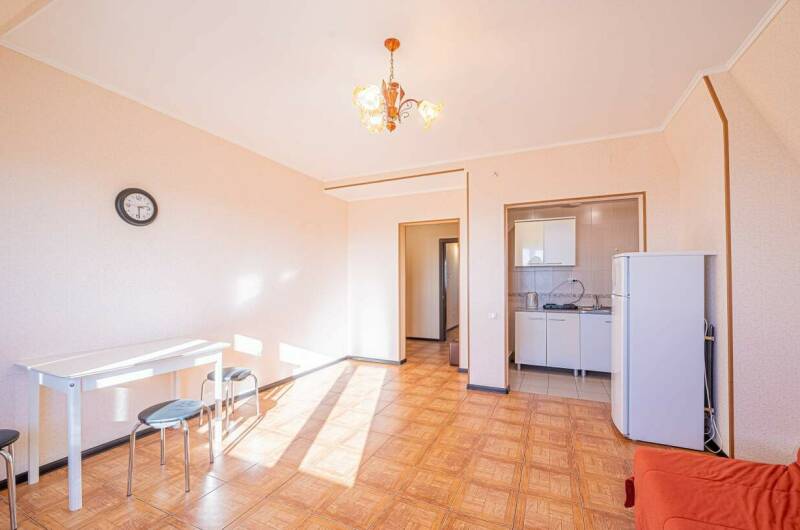 4 мест. двухкомнатный номер с кухней с балконом