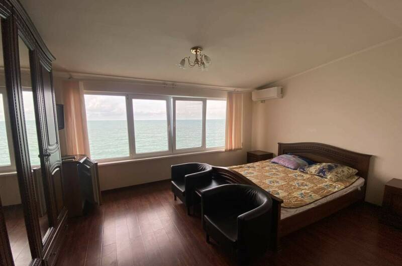 «Люкс» с видом на море