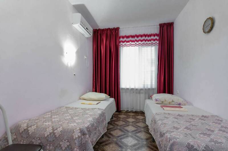 2-х комнатный 4−5-ти местный с балконом