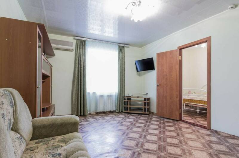 3-х комнатный 6-ти местный с кухней