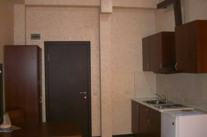 Студия на 4−6чел. с личной кухней