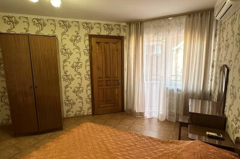 Двухместный (балкон) (12 м2)