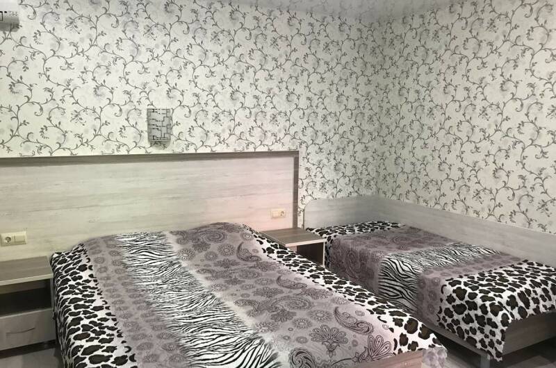 Трехместный (балкон на три номера)