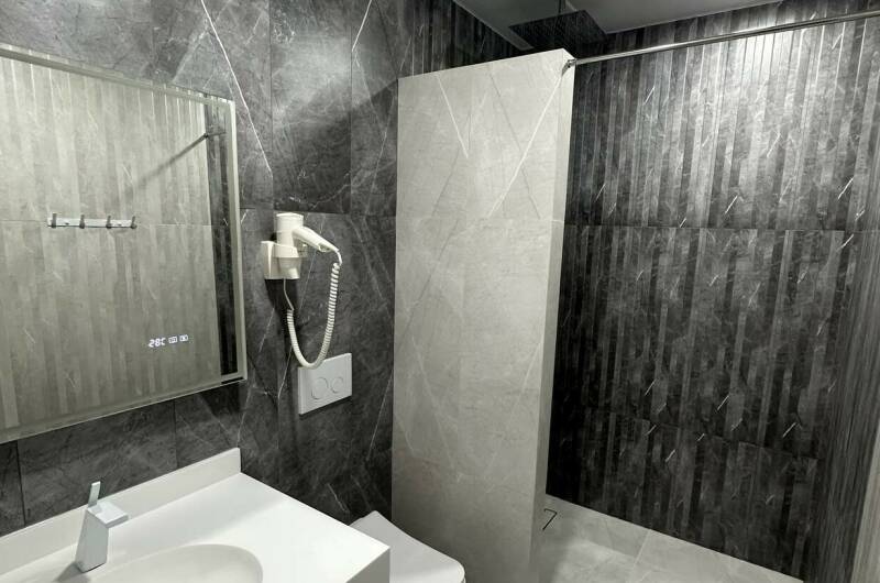 Четырехместный