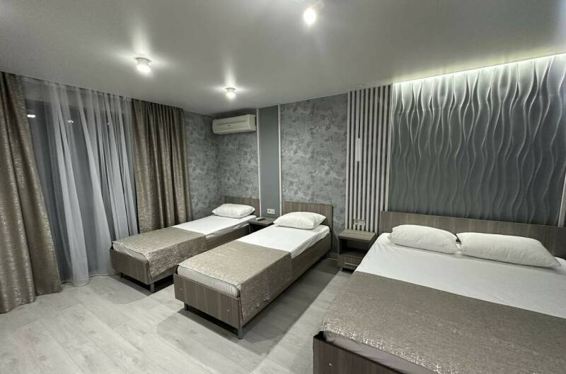 Четырехместный