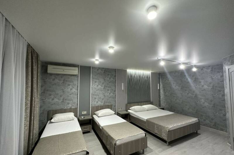 Четырехместный