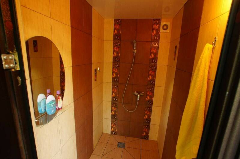 4(3)-х местный на втором этаже с видом