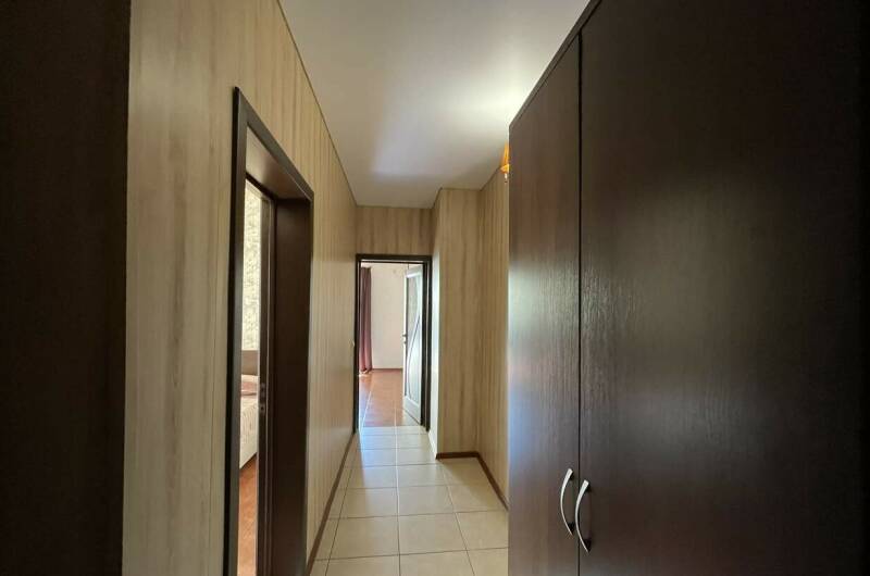 2-Х КОМНАТНЫЙ ЛЮКС С РАЗДЕЛЬНЫМИ ХОДАМИ И БАЛКОНОМ