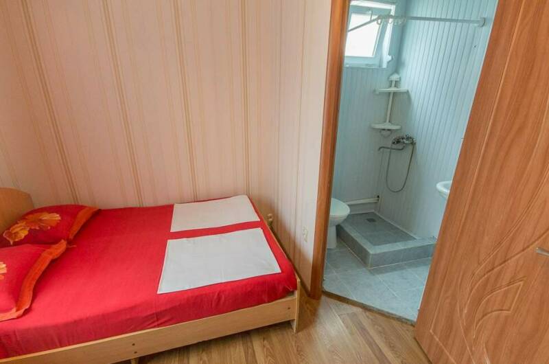 Трехместный номер с удобствами